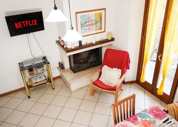 Panoramic View Home's Giulia Apartmán *