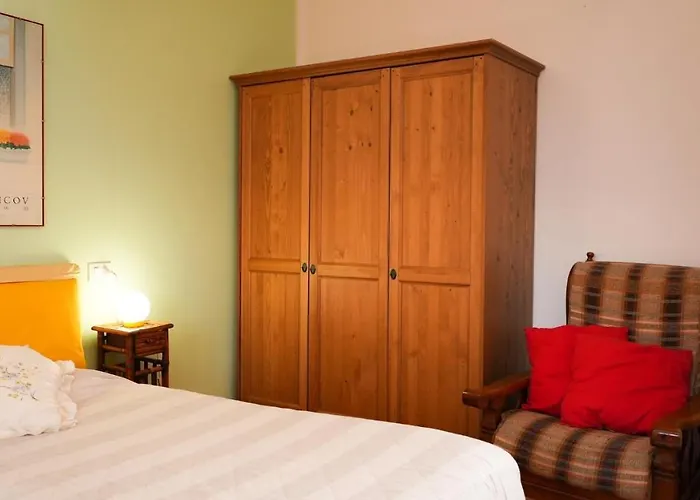 Апартаменты Panoramic View Home's Giulia Casasco Intelvi