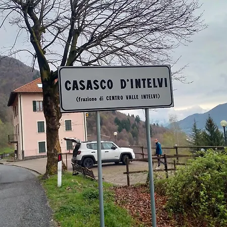 Panoramic View Home's Giulia Διαμέρισμα Casasco Intelvi